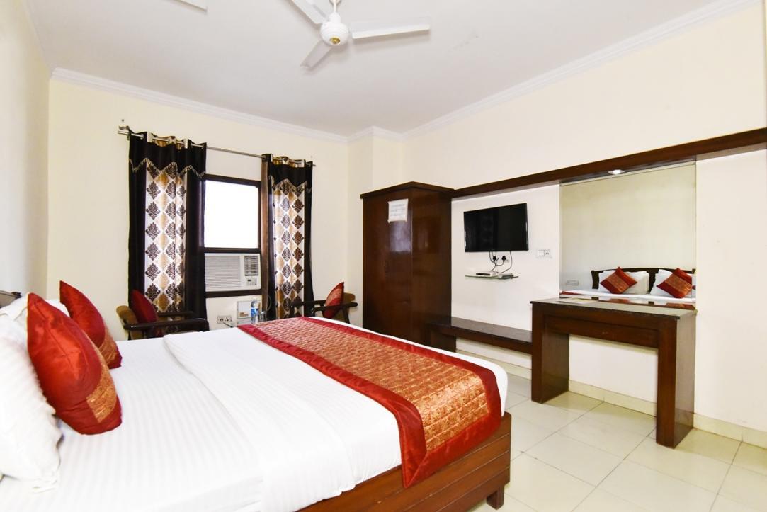 Hotel B-Comfort Amritsar Exterior photo